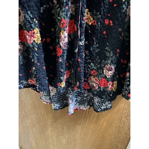 Torrid Emma Crinkle Gauze Long Sleeve Tunic Top Size 3 Black Floral Flowy Peplum - Picture 9 of 16